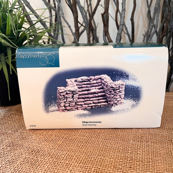 Department 56 Stone Stairway 52725 Village Accessory in Box - Picture 2 of 11